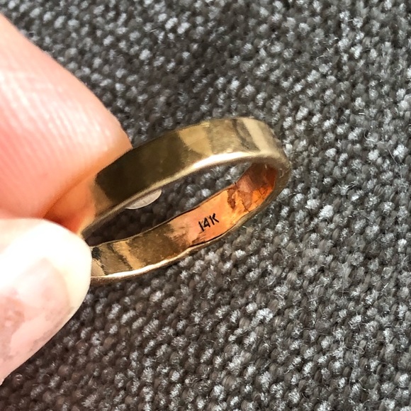 Jewelry - Solid gold 14k ring size 5.